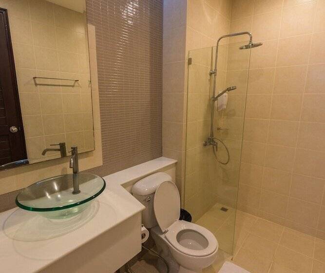 Tai Pan Resort And Condominium