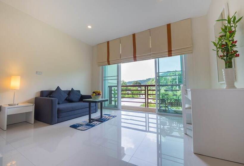 Tai Pan Resort And Condominium