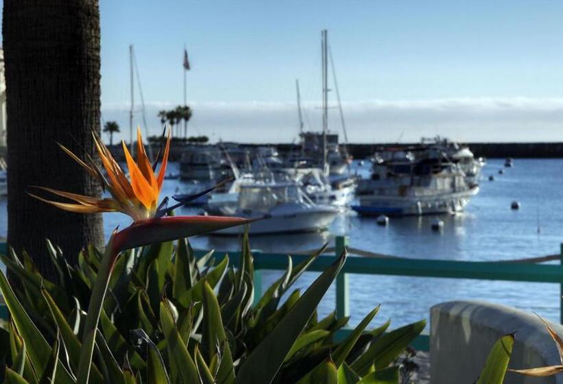 The Avalon Hotel In Catalina Island