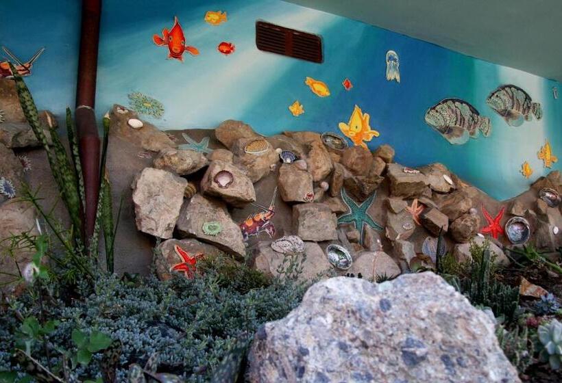 The Avalon Hotel In Catalina Island