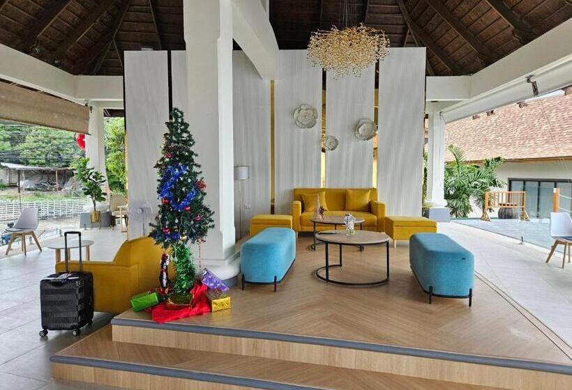 The Briza Beach Resort, Samui Sha Plus