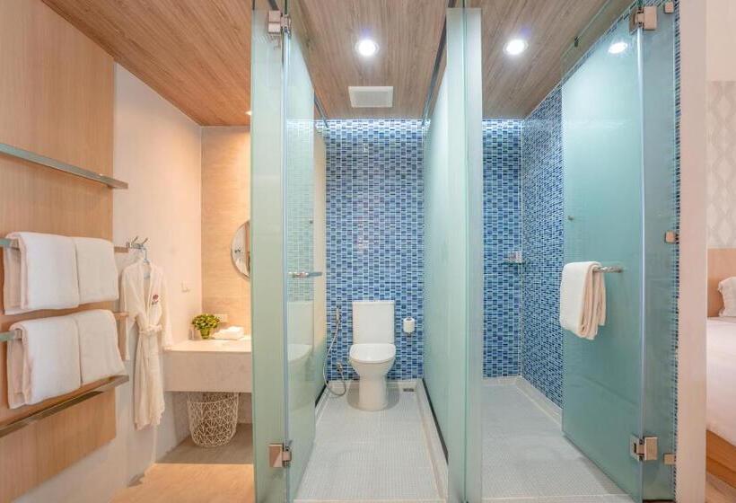 The Briza Beach Resort, Samui Sha Plus