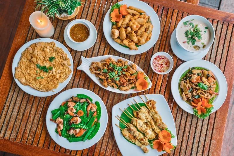 منتجع The Float House River Kwai