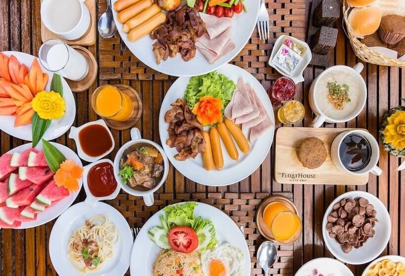 منتجع The Float House River Kwai