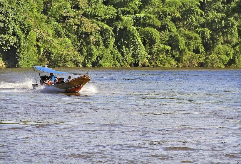 منتجع The Float House River Kwai