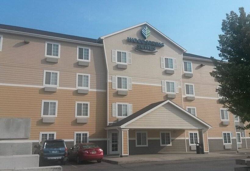 Woodspring Suites Sioux Falls
