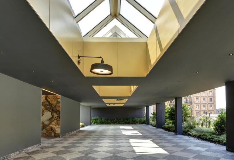 Отель Milano Verticale | Una Esperienze