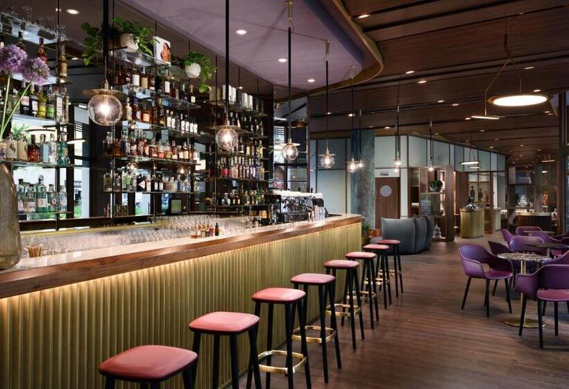 Отель Milano Verticale | Una Esperienze