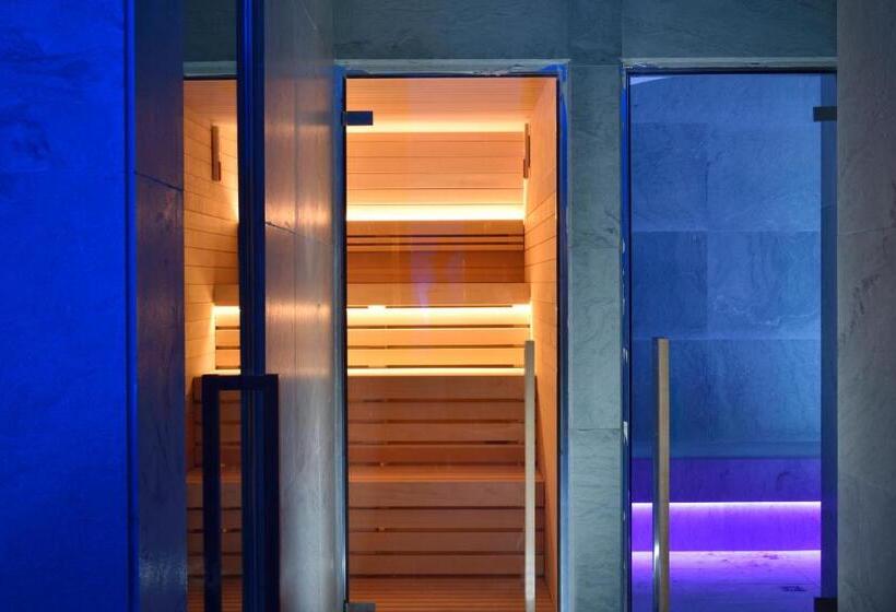 Отель Milano Verticale | Una Esperienze