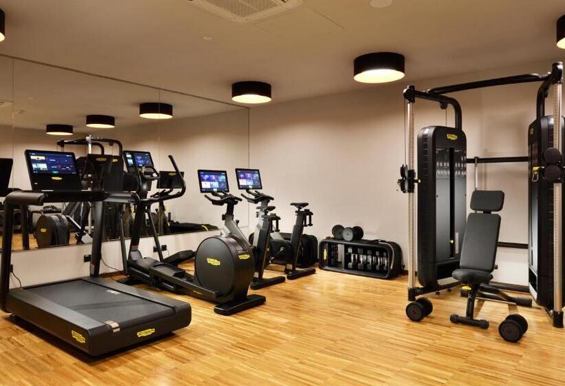 Отель Milano Verticale | Una Esperienze