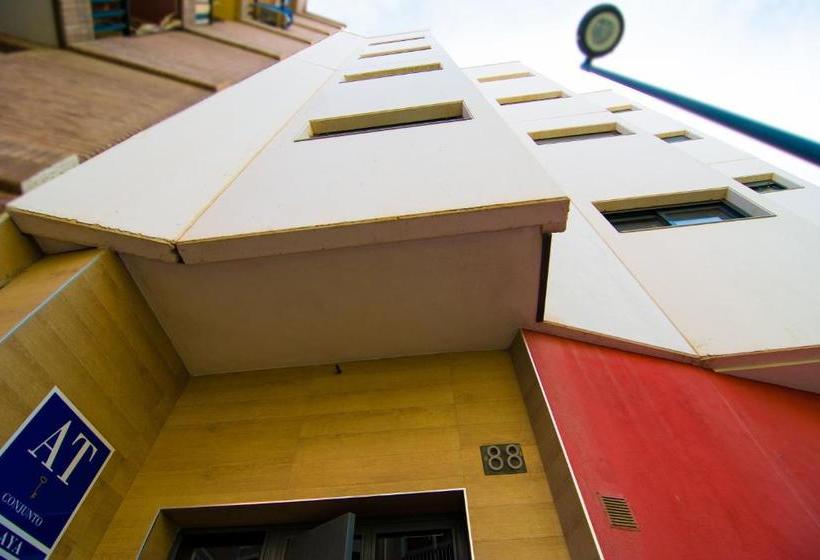 Apartamentos 16:9 Playa Suites