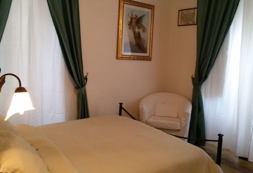 تختخواب و صبحانه Bed&Breakfast I Tre Pupazzi
