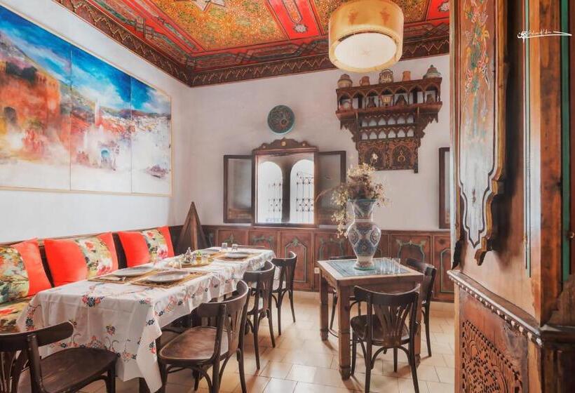 تختخواب و صبحانه Casa Hassan