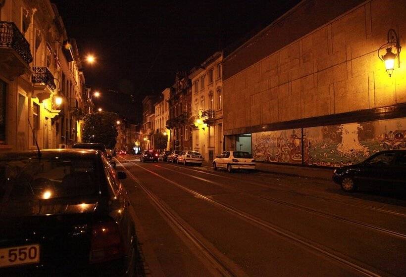 Bed & Breakfast Guest House Atomium Brussels