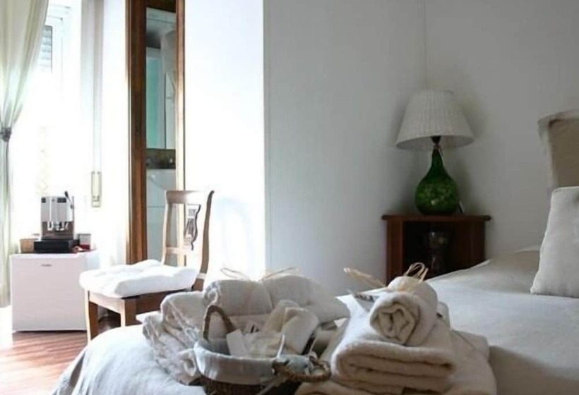 تختخواب و صبحانه Le Fate Apartments