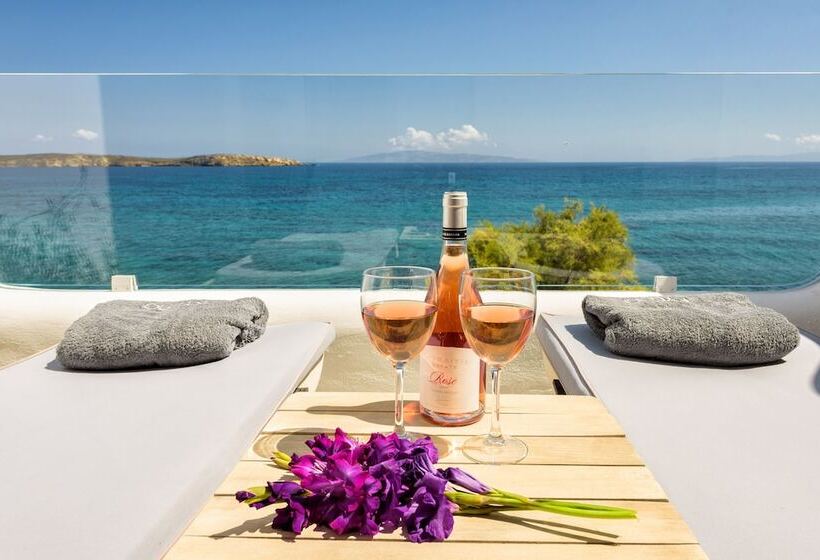 Blue Waves Suites & Apartments   To Kyma