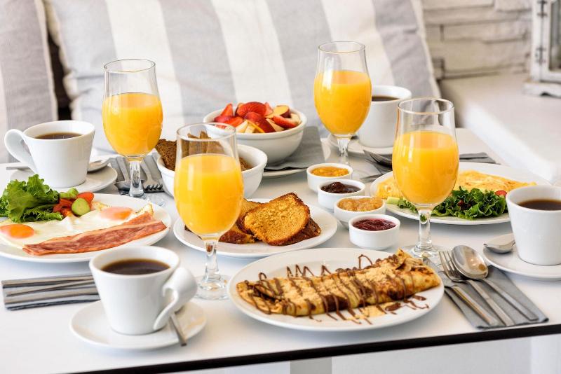 Blue Waves Suites & Apartments   To Kyma