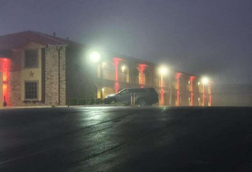 Chaparral Motel Hallettsville