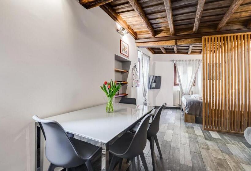Chiavari Apartment