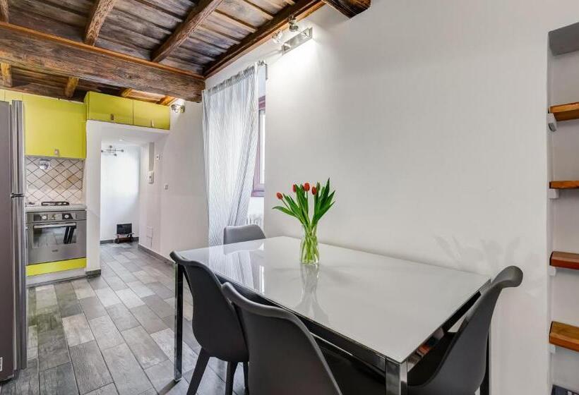 Chiavari Apartment