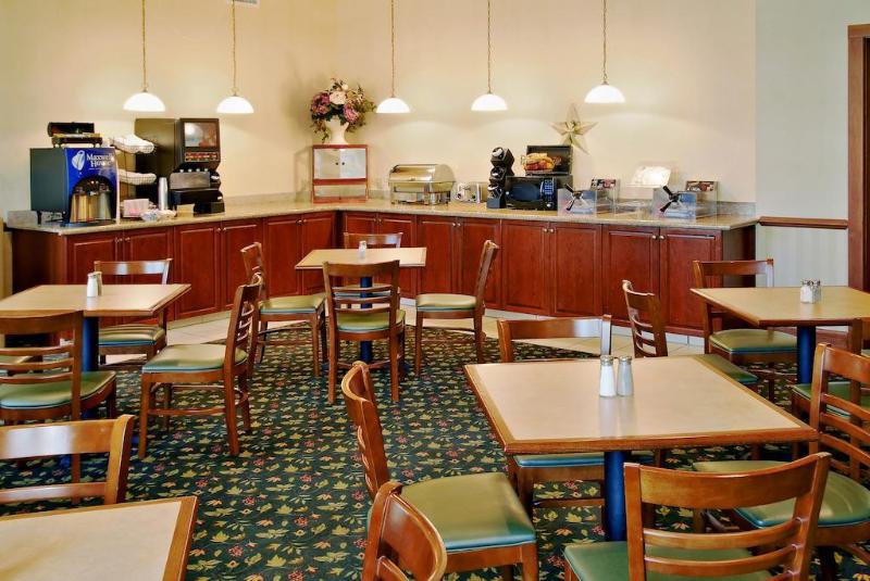 Country Inn & Suites By Radisson, St Charles Historic District