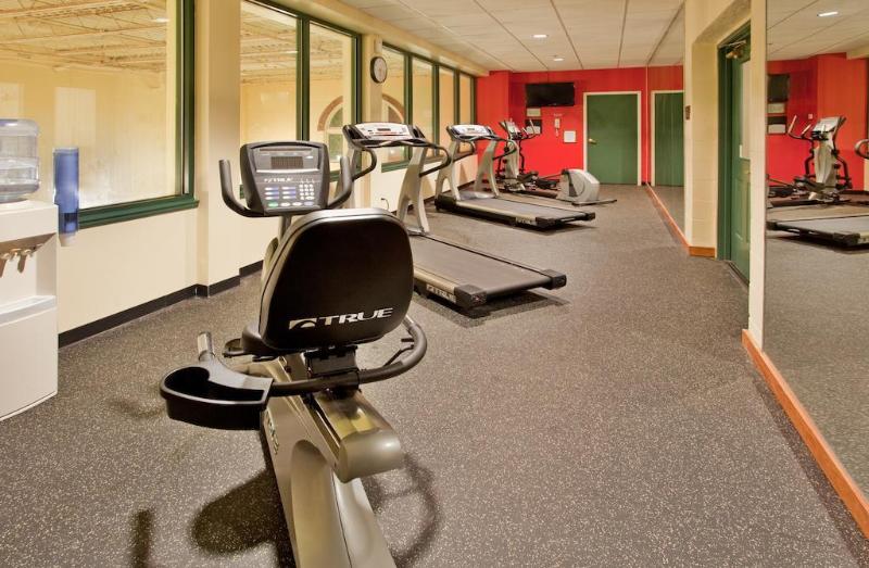 Country Inn & Suites By Radisson, St Charles Historic District