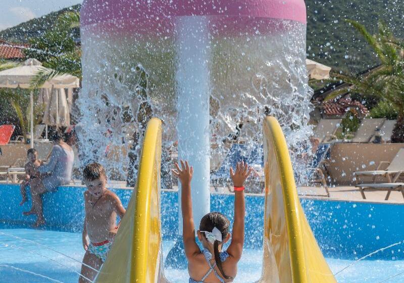 Cronwell Platamon Resort