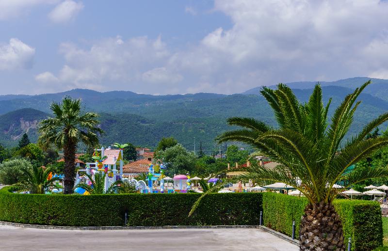 Cronwell Platamon Resort