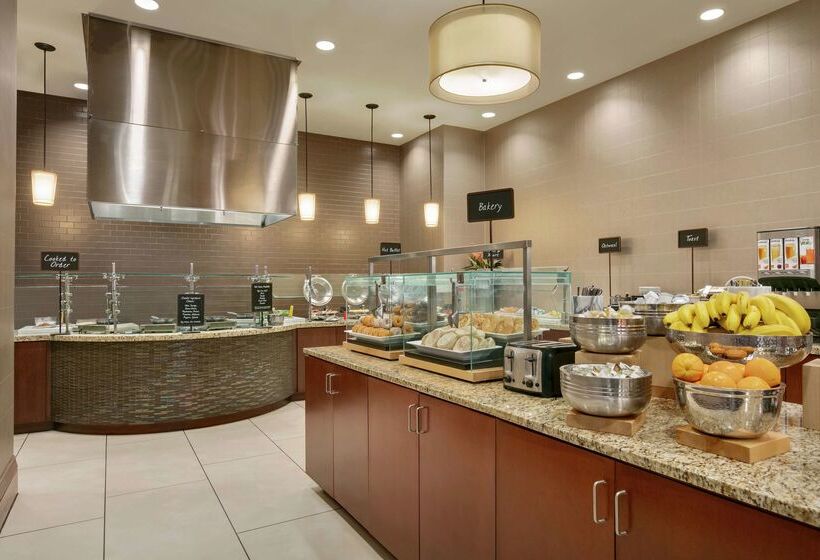 Embassy Suites Chattanooga / Hamilton Place