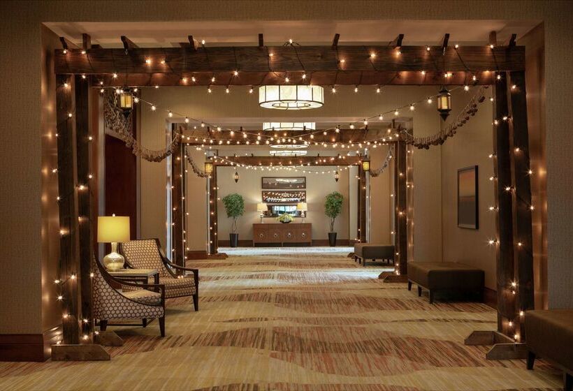 Embassy Suites Chattanooga / Hamilton Place