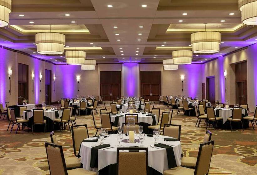 Embassy Suites Chattanooga / Hamilton Place