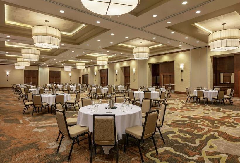 Embassy Suites Chattanooga / Hamilton Place