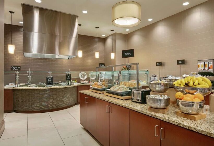 Embassy Suites Chattanooga / Hamilton Place