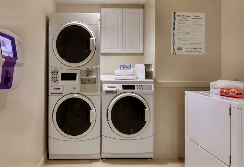 Embassy Suites Chattanooga / Hamilton Place