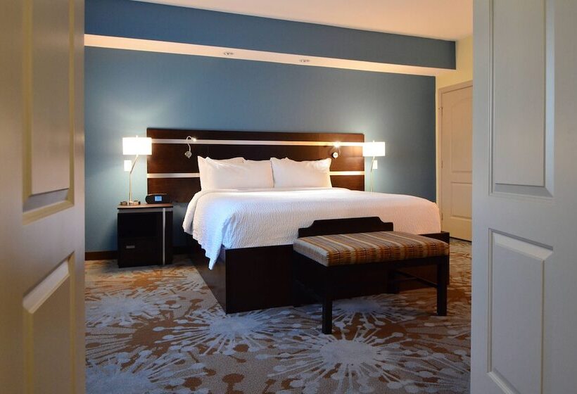 Fairfield Inn And Suites By Marriott North Spring