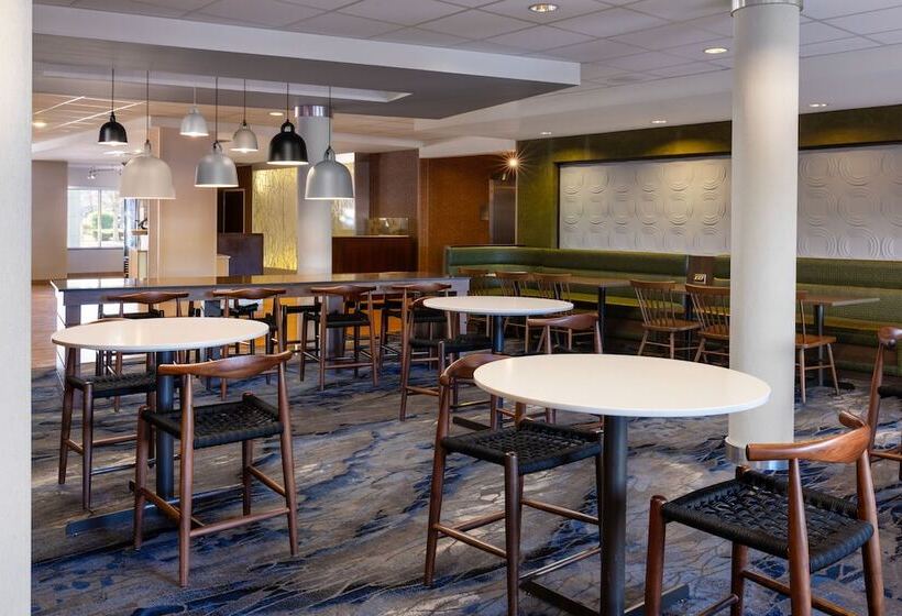Fairfield Inn & Suites By Marriott Smithfield