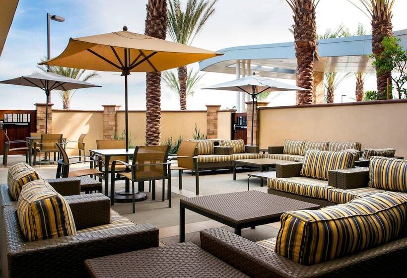 Fairfield Inn & Suites By Marriott Tustin Orange County