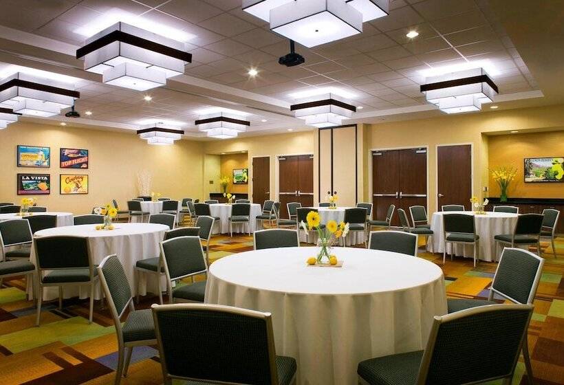 Fairfield Inn & Suites By Marriott Tustin Orange County