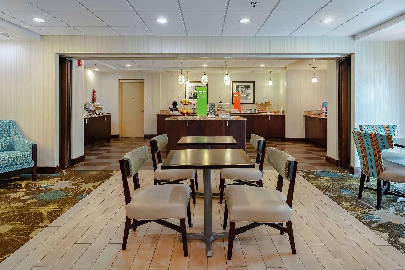 Hampton Inn & Suites Adairsvillecalhoun Area