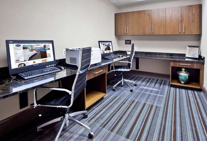 Hampton Inn & Suites Chapel Hillcarrboro/downtown