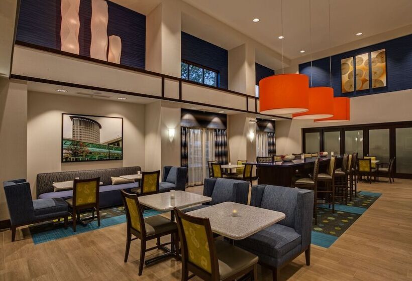 Hampton Inn & Suites Elyria