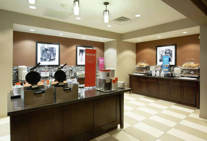 Hampton Inn & Suites I35/mulvane