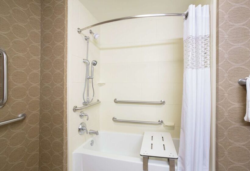 Hampton Inn & Suites I35/mulvane