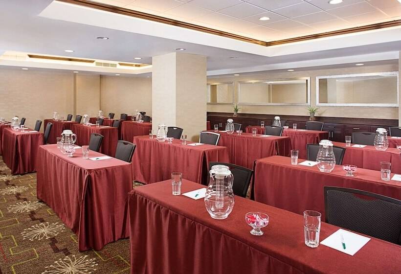 Homewood Suites By Hilton Dallas Downtown, Tx