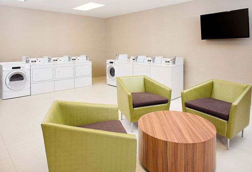 Homewood Suites By Hilton Dallas Downtown, Tx