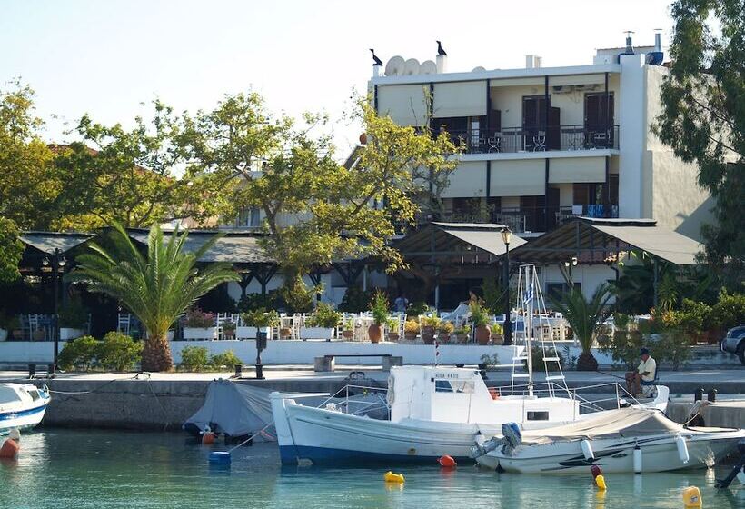 Akroyali Hotel & Villas
