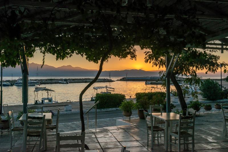 Akroyali Hotel & Villas