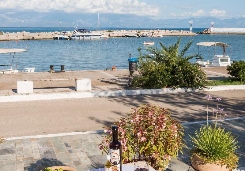 Akroyali Hotel & Villas