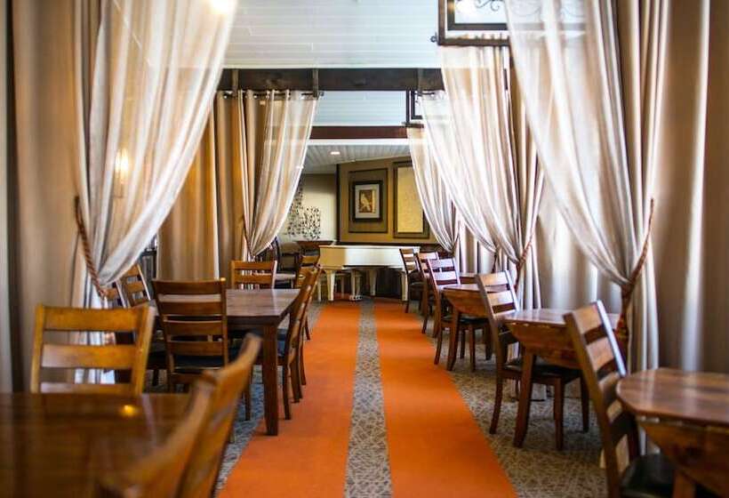 فندق Alaska Angler's Inn