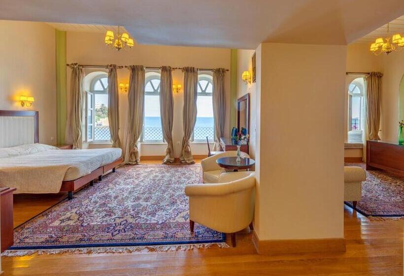 هتل Apollonion Palace